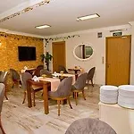 Grand Onur Ξενοδοχείο με διαμερίσματα 3*